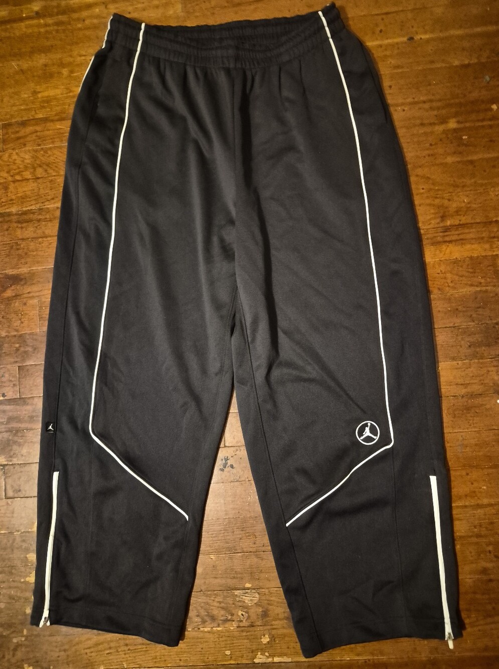 Jordan Mens Sz 2XL Black Men’s Athletic Track Pants with White Piping